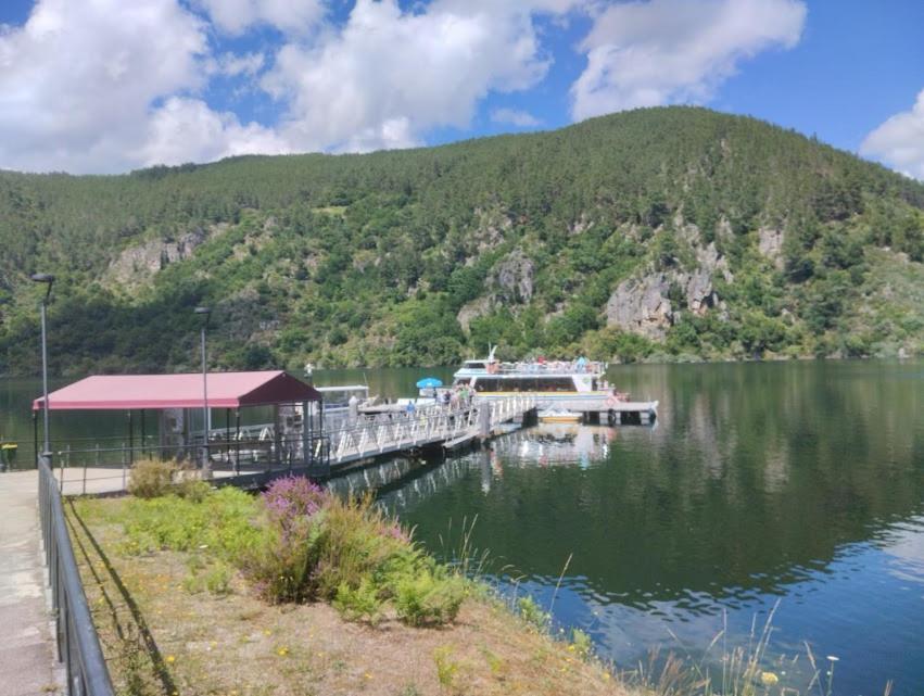Вилла O Recuncho Da Isa - Ribeira Sacra Перейро-де-Агиар Экстерьер фото